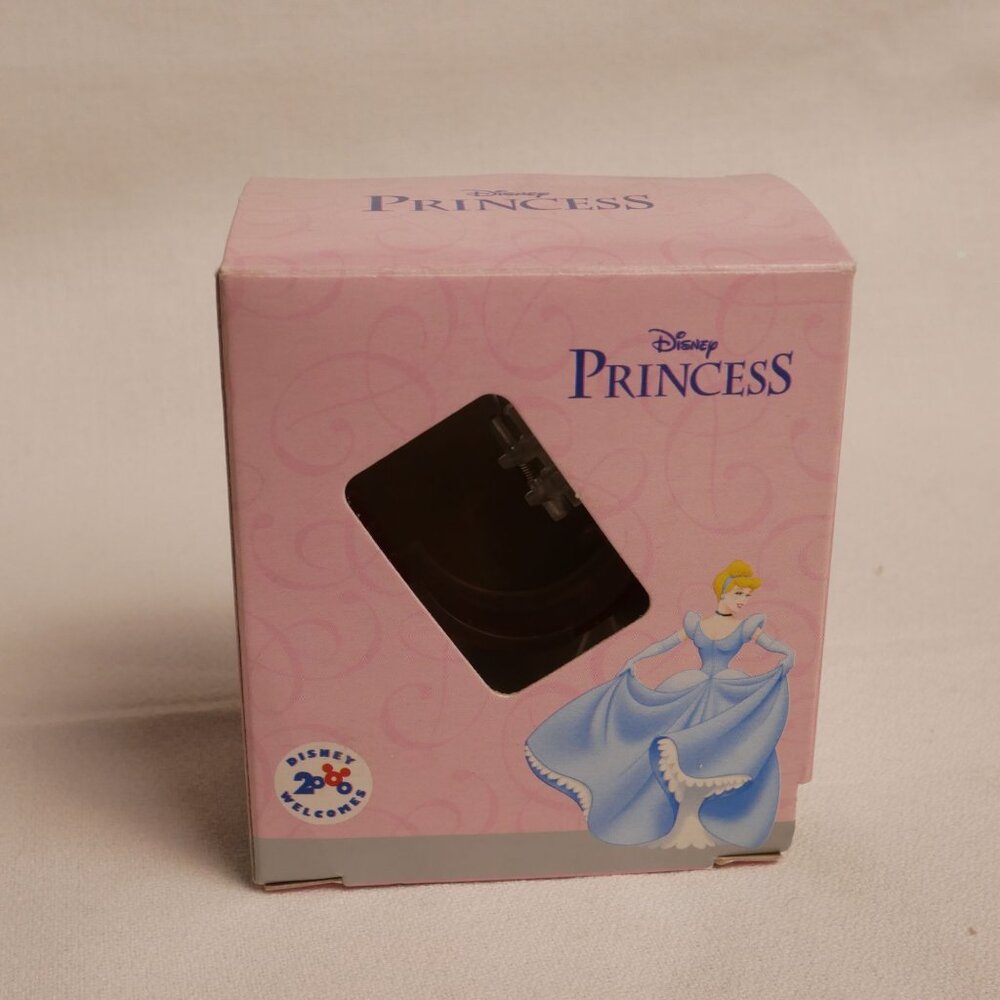 Disney Princess Cinderella Jelly Strap Watch Pink OOP Fits up to 7" wrist - Picture 2 of 9